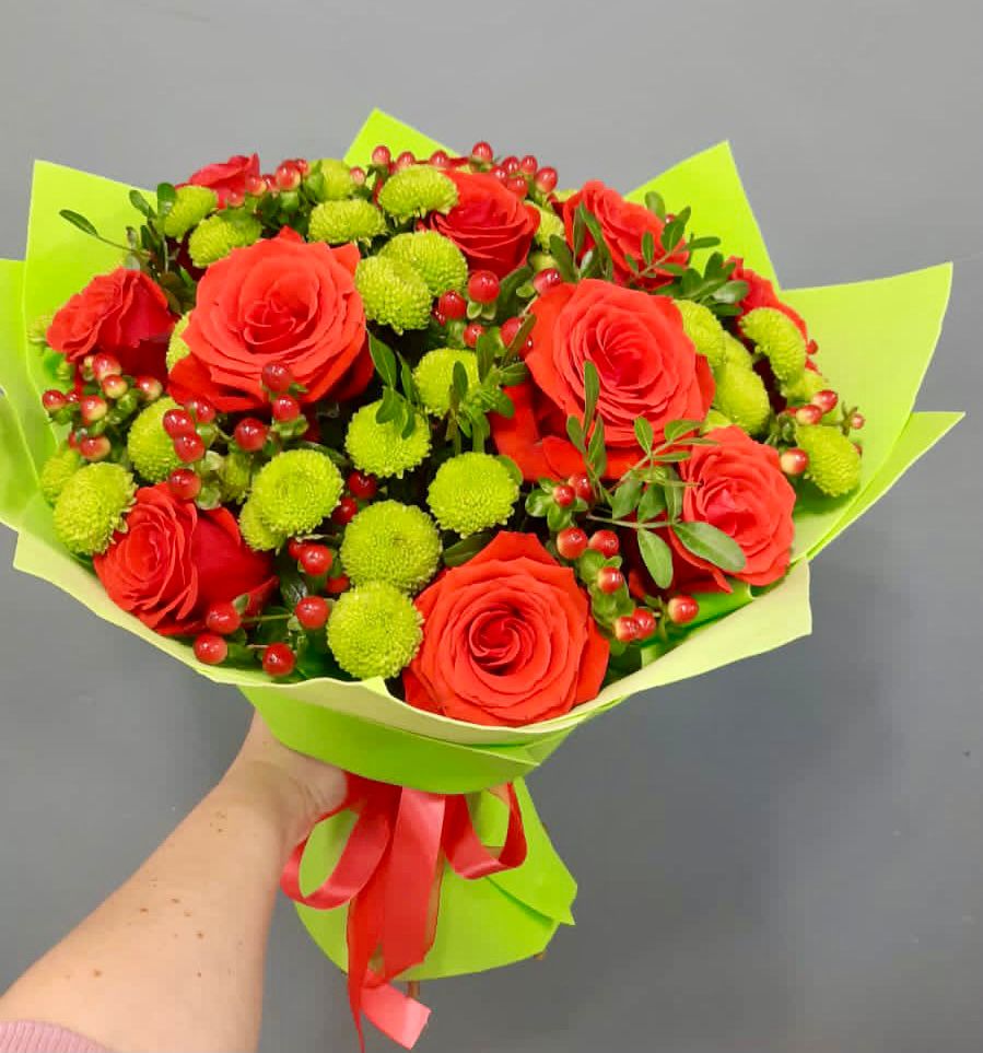 Букет цветов из: Хризантемы и Розы в Андрее-Кургане