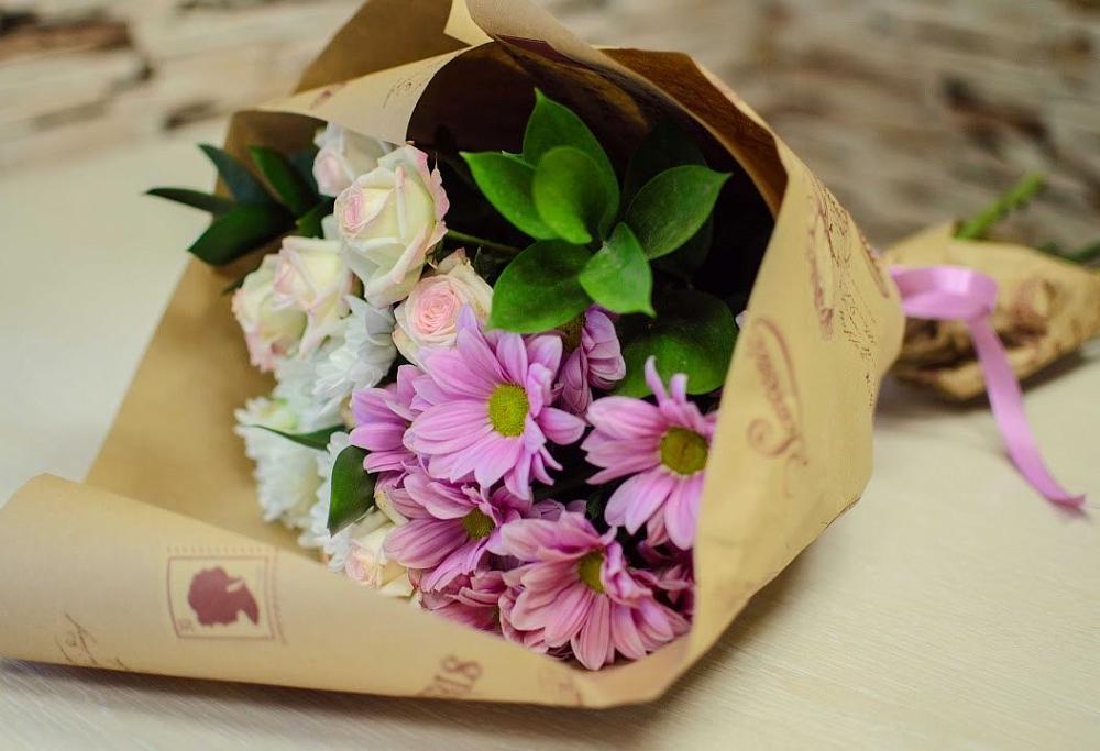 Букет цветов из: Розы и Хризантемы в Андрее-Кургане