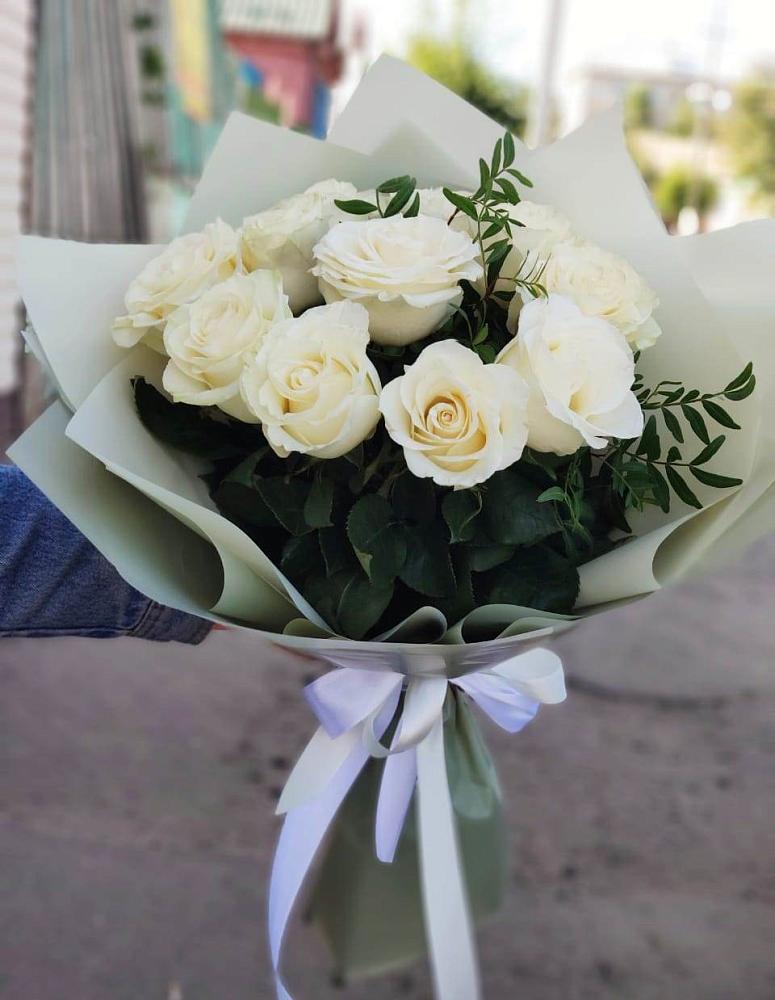 Букет Белые розы Проуд в Андрее-Кургане