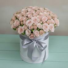 Цветочная композиция из Розы в шляпной коробке в Андрее-Кургане