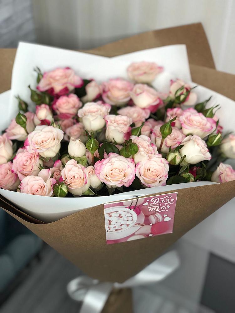 Букет цветов из: Розы в Андрее-Кургане