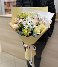 Букет цветов из:  Альстромерии, Розы и Хризантемы в Андрее-Кургане
