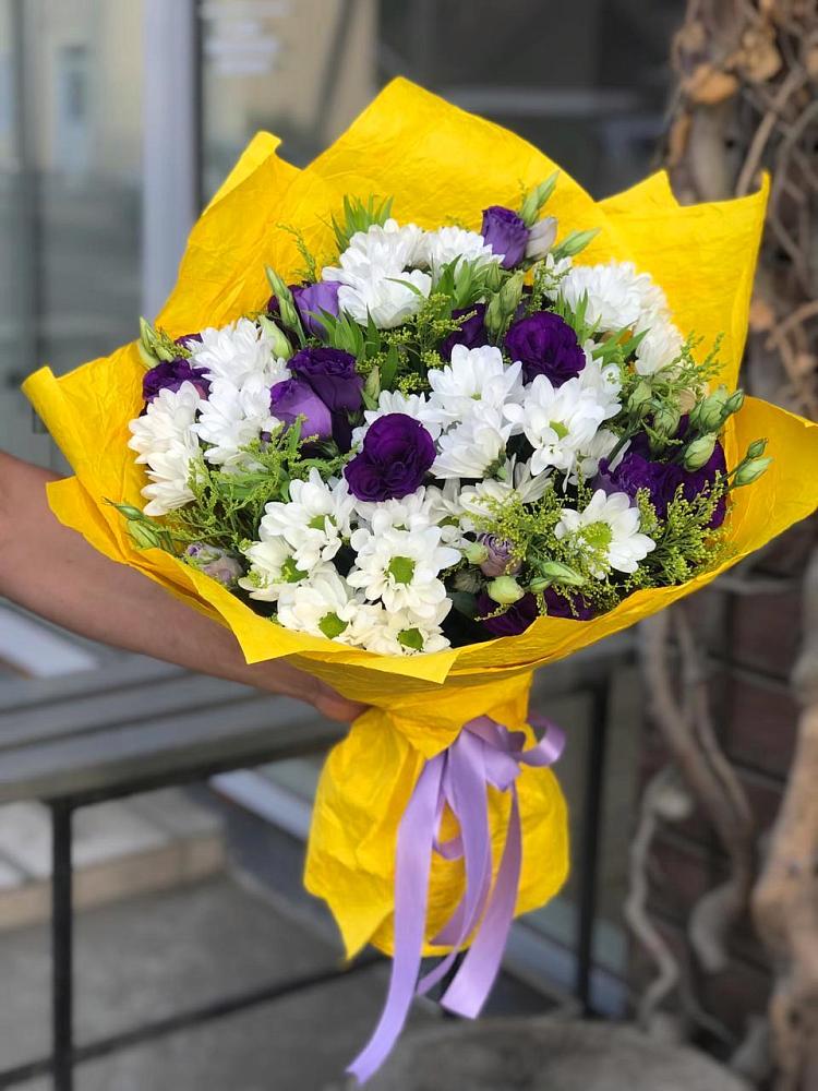 Букет цветов из: Ирисы, Хризантемы и Ромашки в Андрее-Кургане