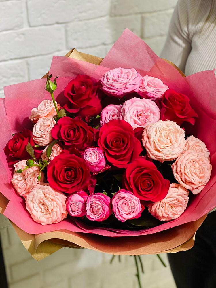 Букет цветов из: Розы в Андрее-Кургане