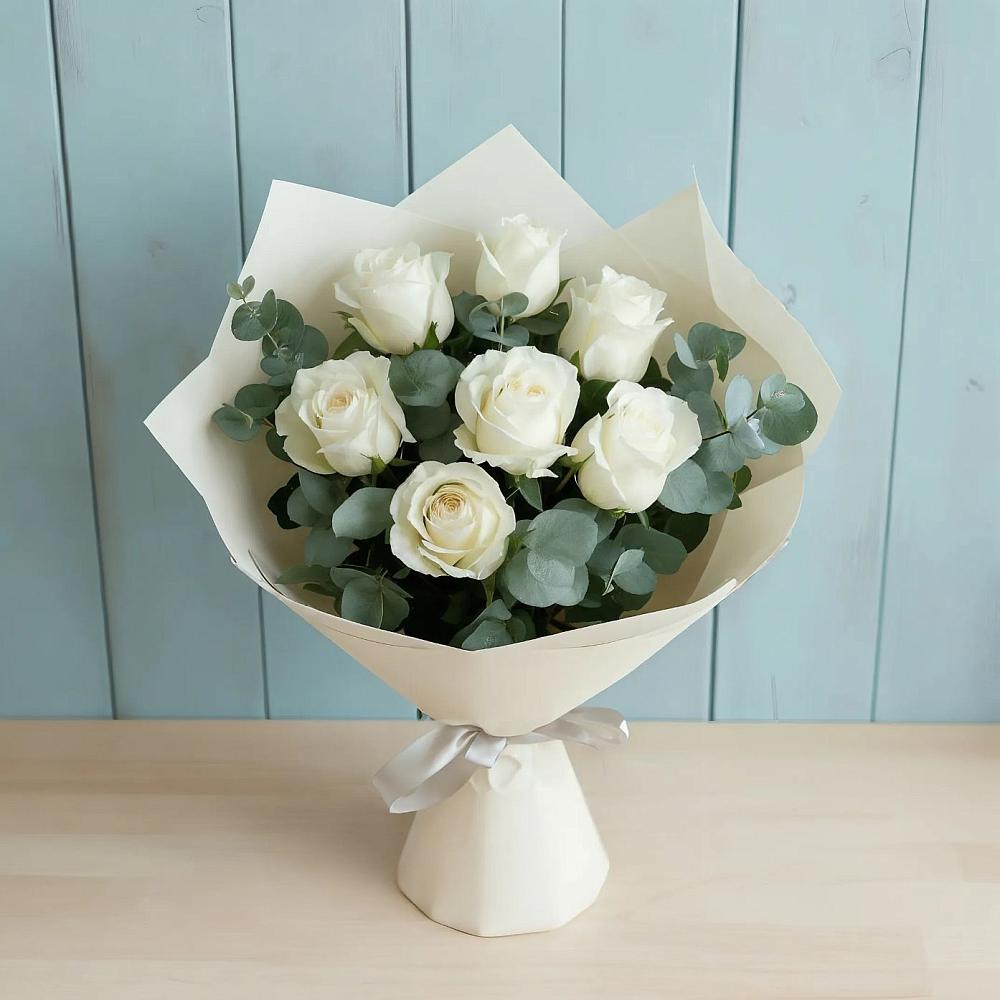 Букет Белые розы в Эвкалипте в Андрее-Кургане
