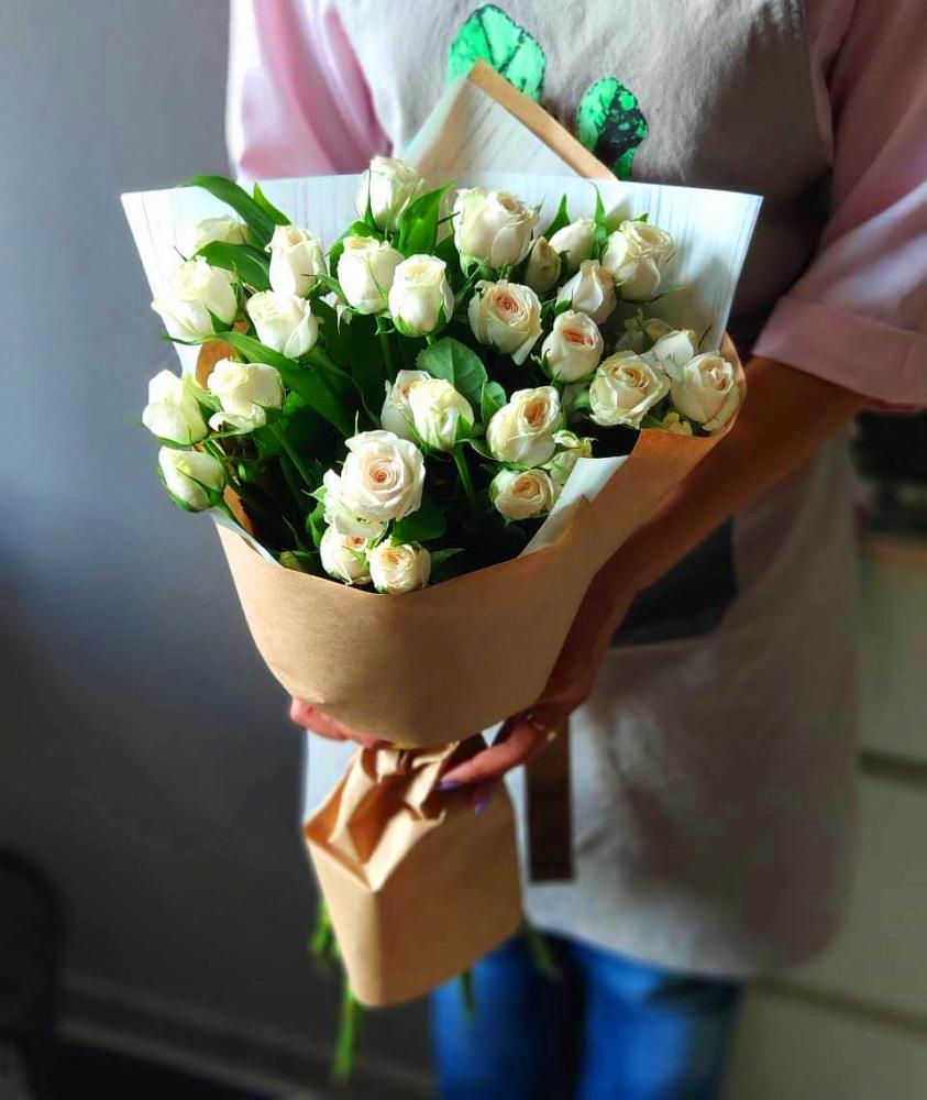 Букет цветов из: Розы в Андрее-Кургане