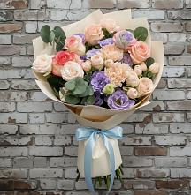 Букет цветов из:  Розы, Лизиантусы и Гвоздики в Андрее-Кургане