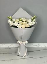 Букет цветов из:  Розы и Лизиантусы в Андрее-Кургане